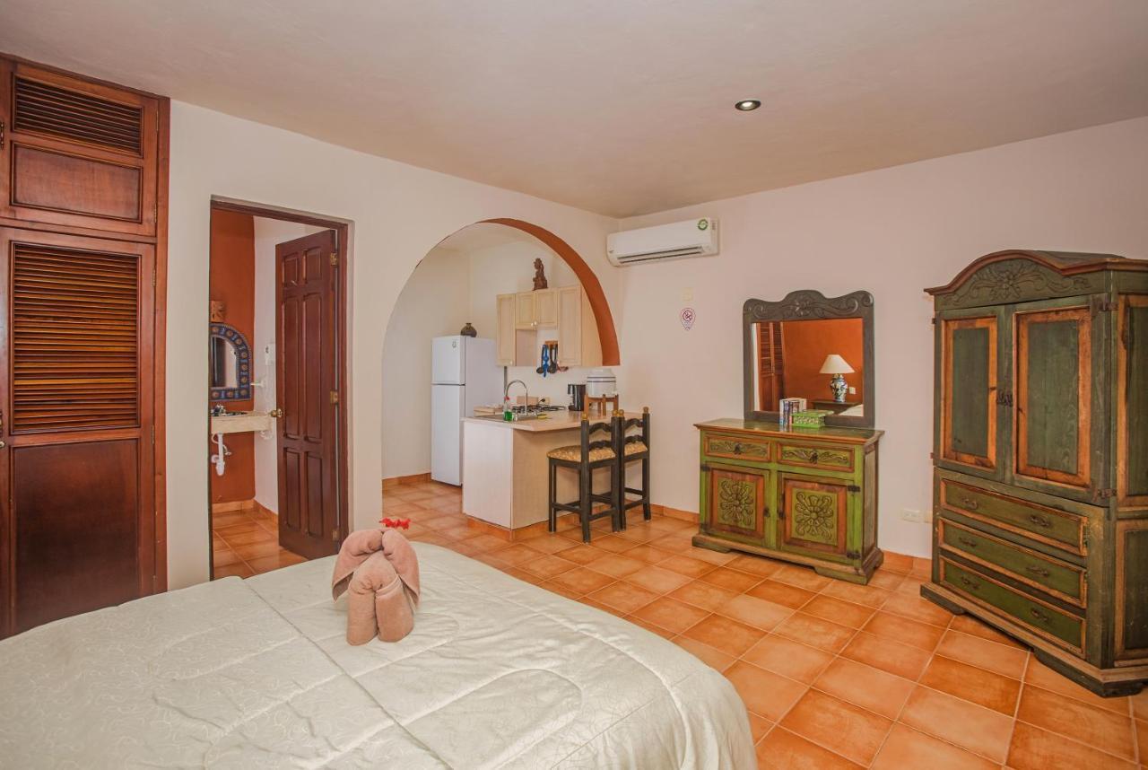 Hacienda San Miguel Hotel & Suites Cozumel Esterno foto